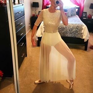 💛 Yellow Ballet Dress